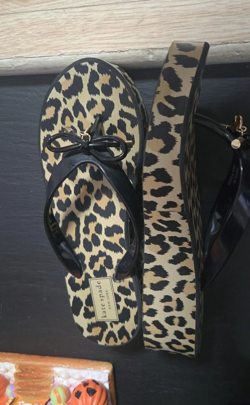 kate spade Leopard Print Platform Flip Flop Sandals in Black and Tan